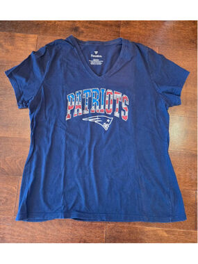 Women's Fanatics Blue Patriots Short Sleeve Tee XL
